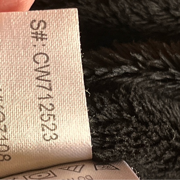 Calvin Klein Women's XS Black Puffer Coat Short Zipper Snap Closure Faux Fur - Picture 13 of 14